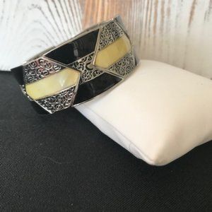 Lia Sophia - Mother-of-Pearl Stretch Bracelet